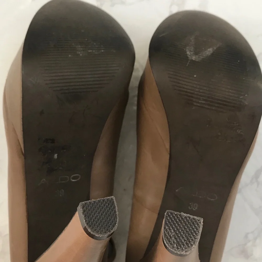 Aldo tan platform strappy peep toe pumps 39